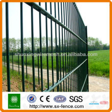 CE-zertifizierte PVC-beschichtete Twin Wire Mesh Zaunpaneele